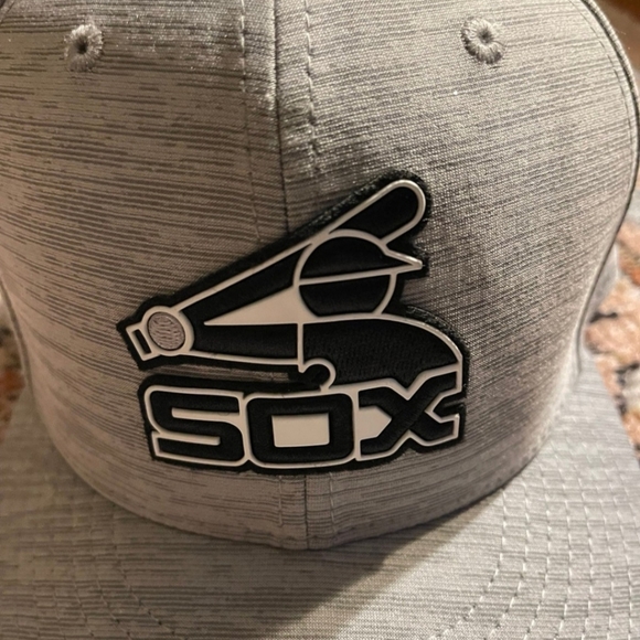 Chicago White Sox collectible hat. - Picture 1 of 9